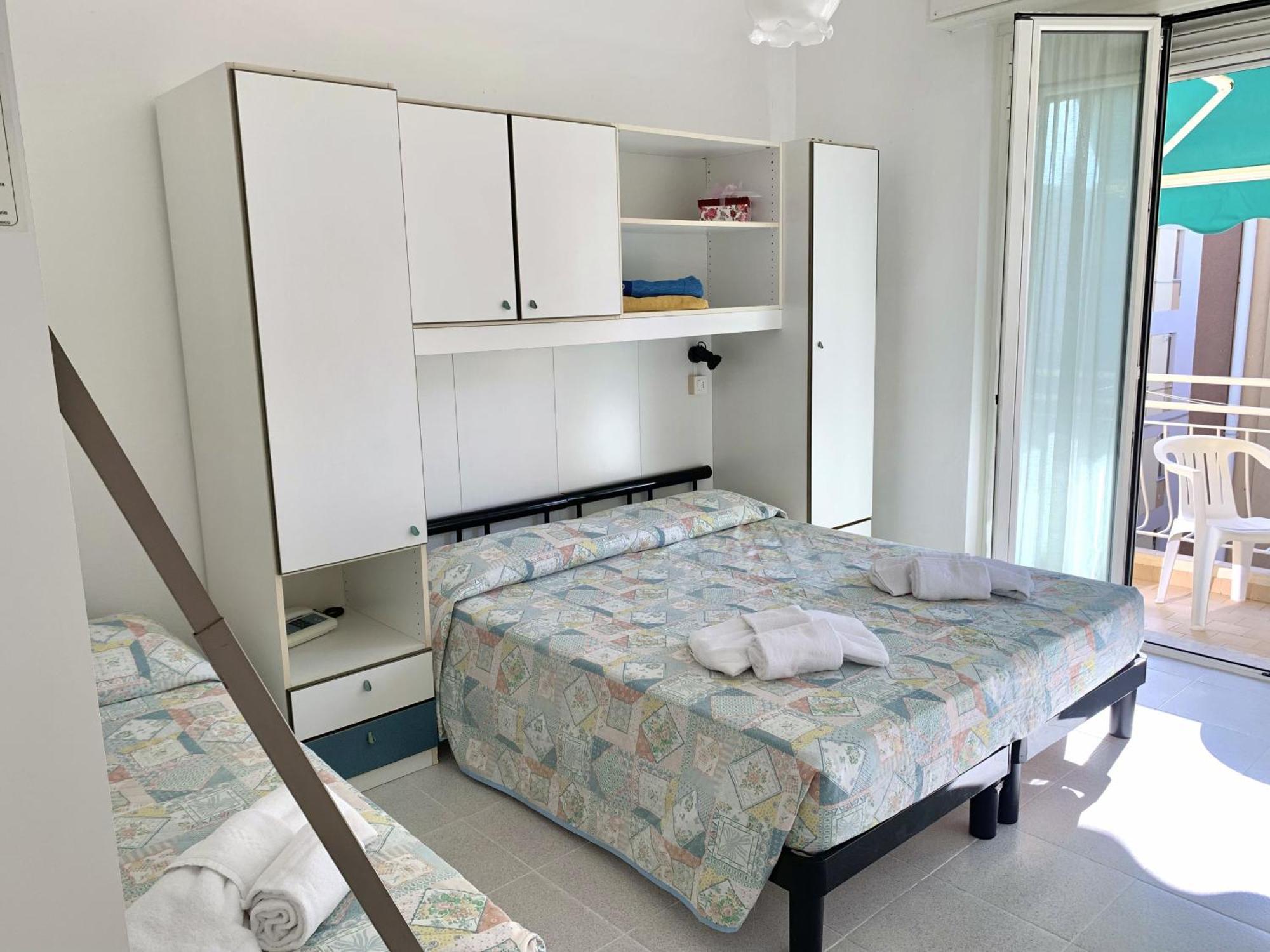 Hotel Villa Chiara ฟีนาเลลีกูเร ภายนอก รูปภาพ